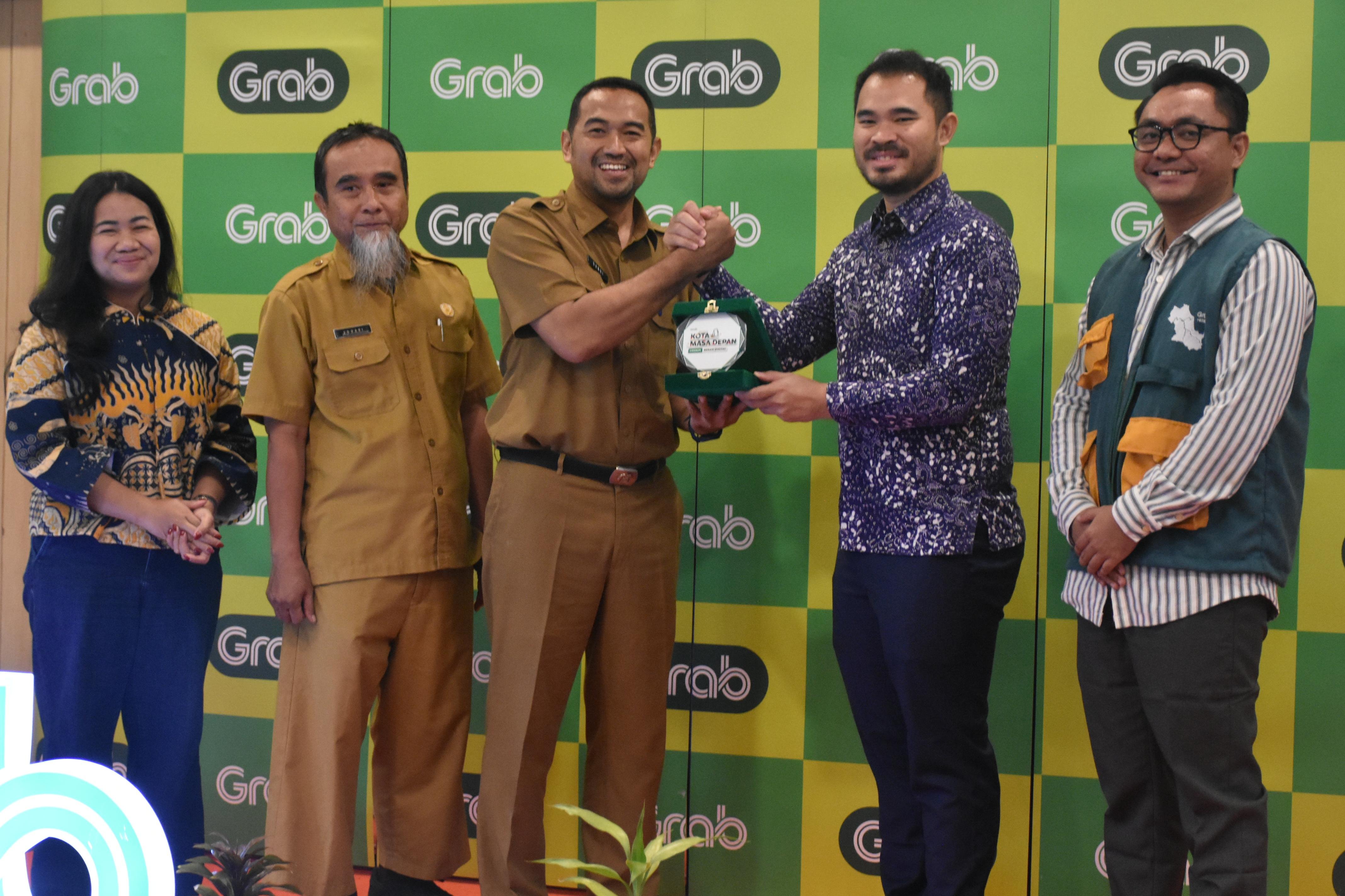 Kolaborasi Pemerintah Daerah Kota Cirebon Dengan GRAB Pada Sektor Digital Dalam Mendorong Transformasi Ekonomi Masyarakat