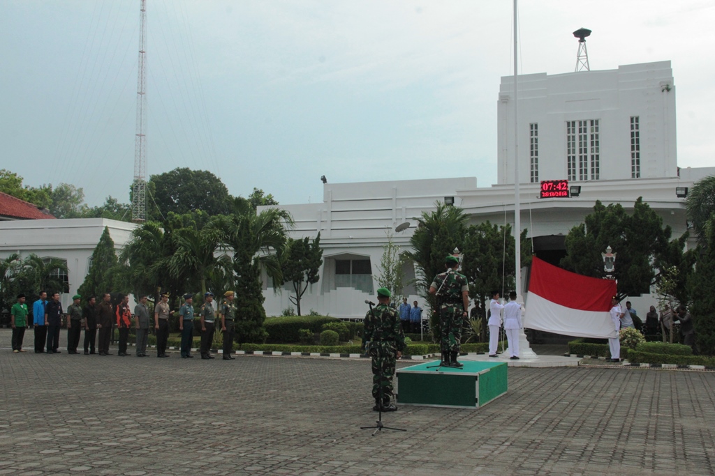 PERINGATAN HARI SUMPAH PEMUDA  PEMKOT :  PEMUDA HARUS MENJADI PELOPOR POSITIF DI KANCAH INTERNASIONAL